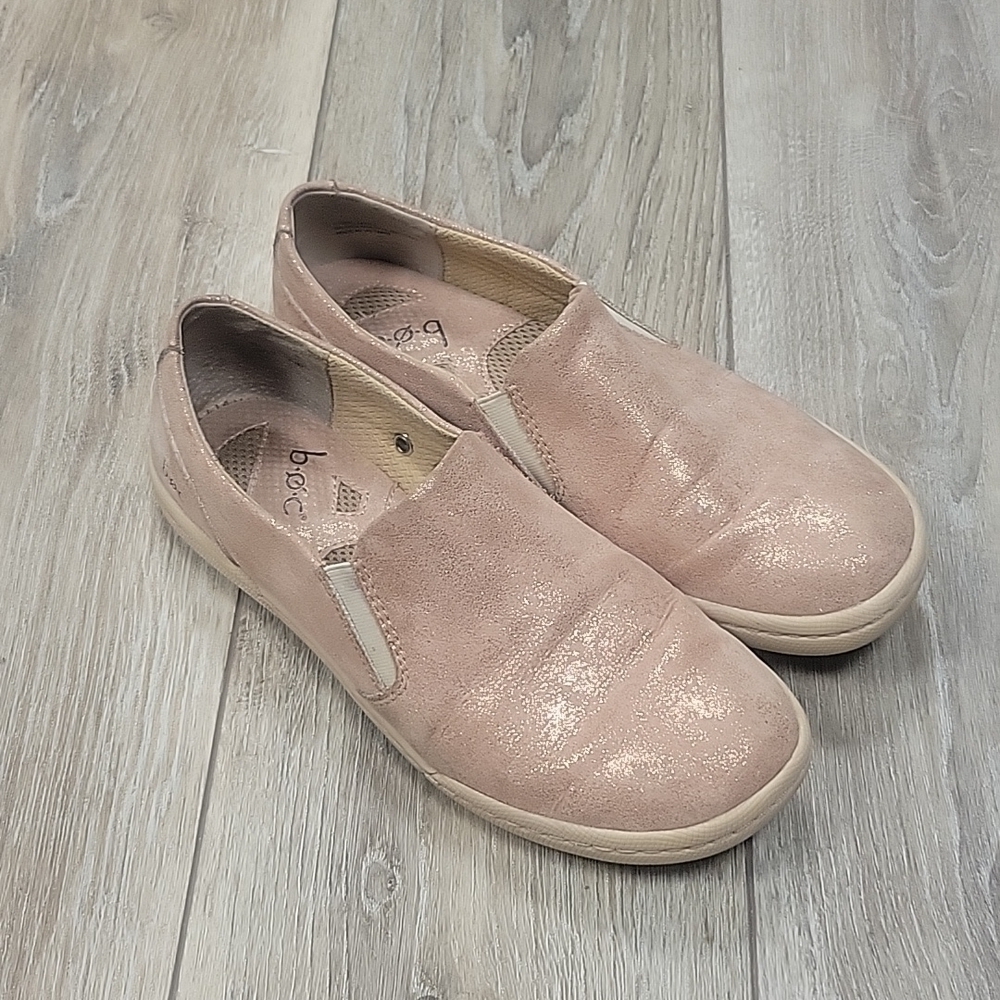 b.o.c. Pink Metallic Slip On Sneaker Size 8